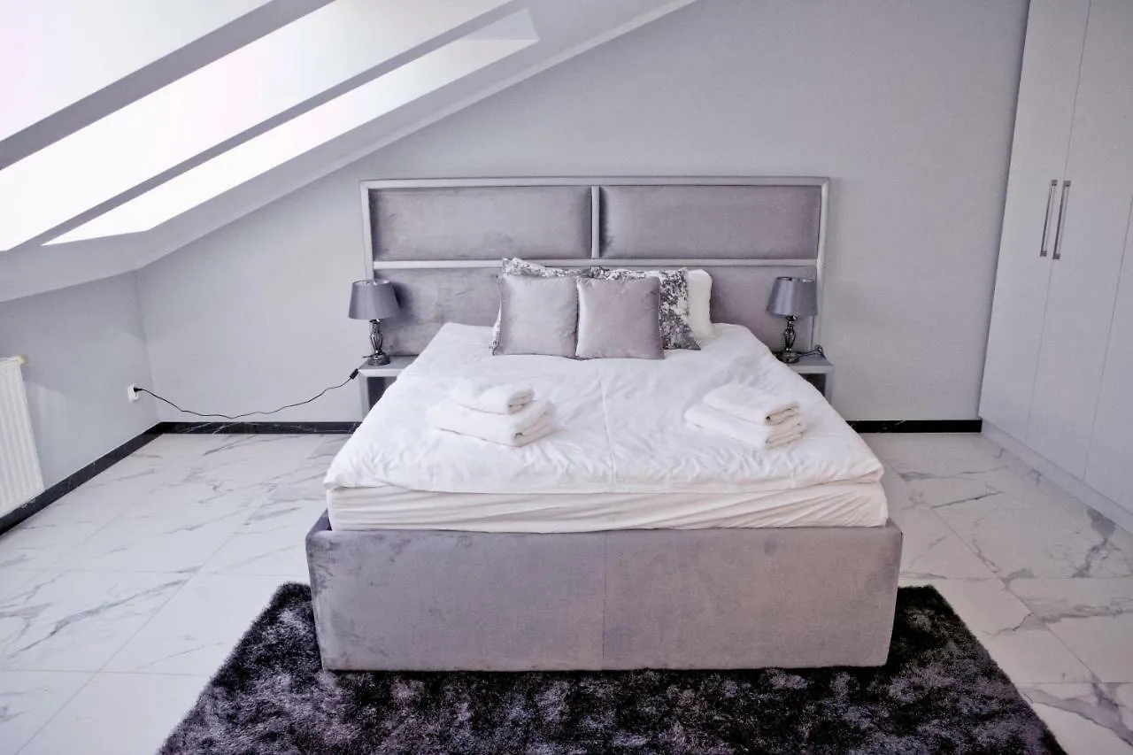 Elegant City Center Apartment Pawlikowskiego 8 Krakow 0*,  Poland